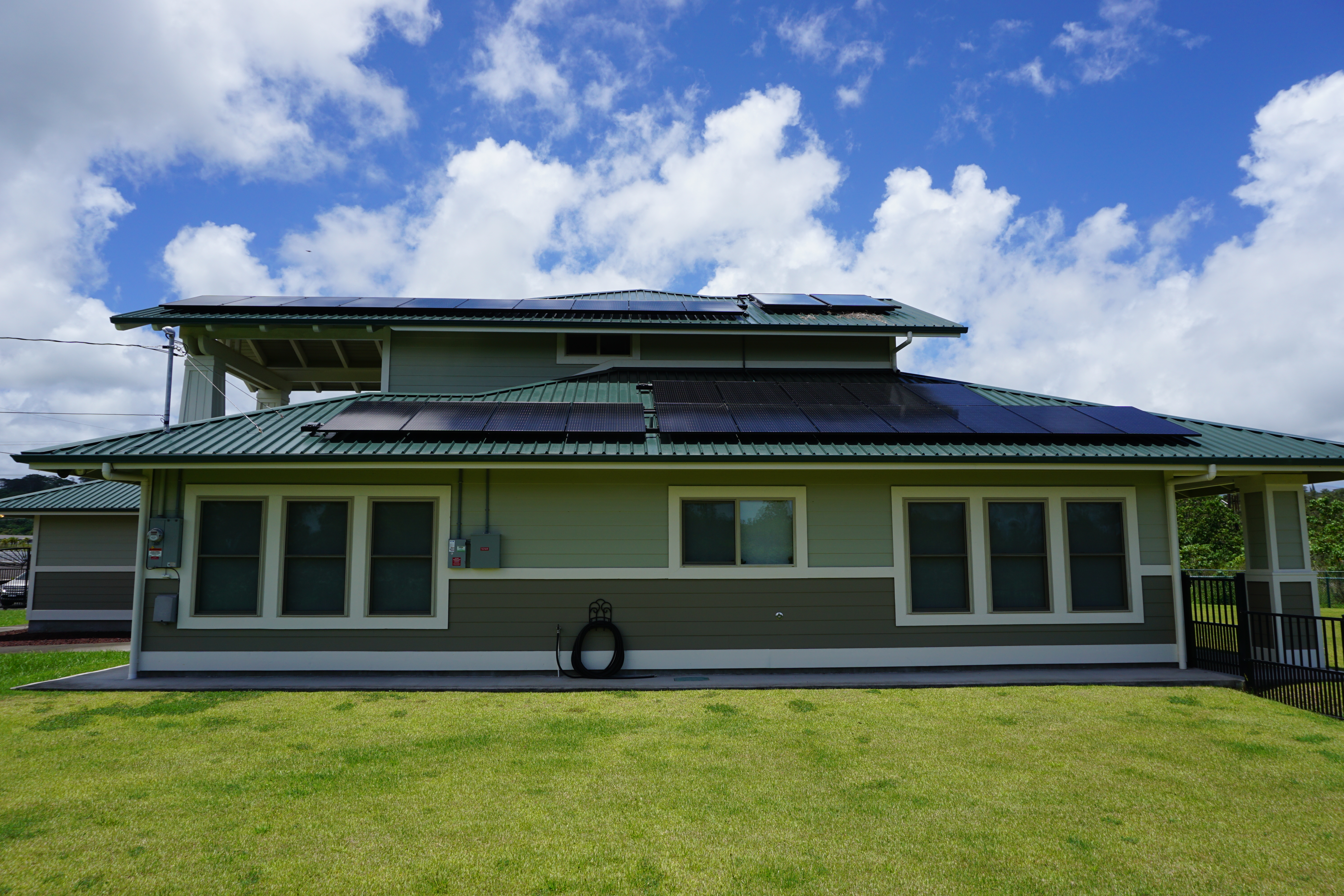 Solar panels for house in Hilo, Hawaii